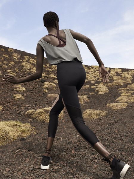 OYSHO FW17 Gymwear Collection
